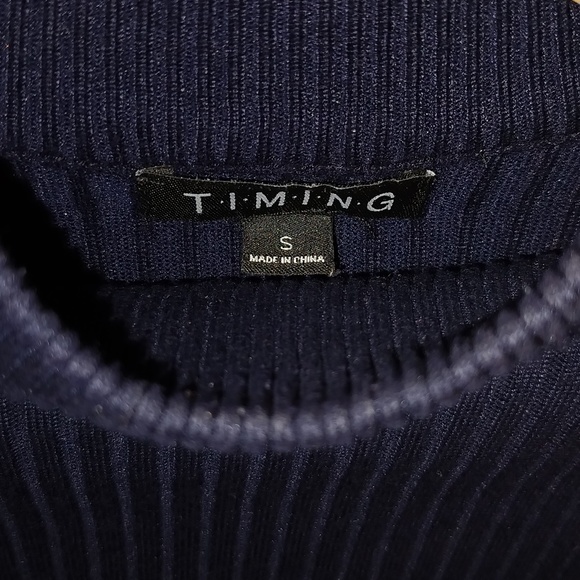 Sweater - Picture 2 of 3